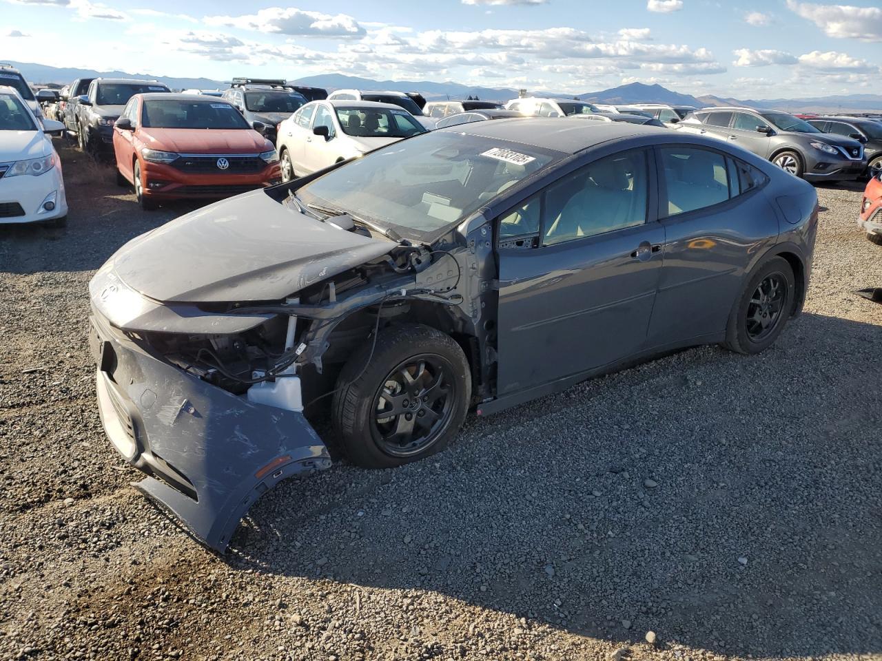 2025 TOYOTA PRIUS