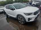2023 VOLVO XC40