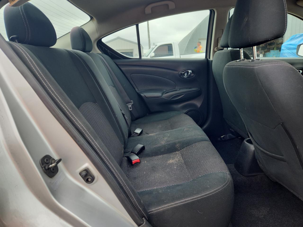 2017 NISSAN VERSA