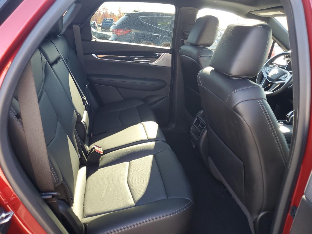 2023 CADILLAC XT5