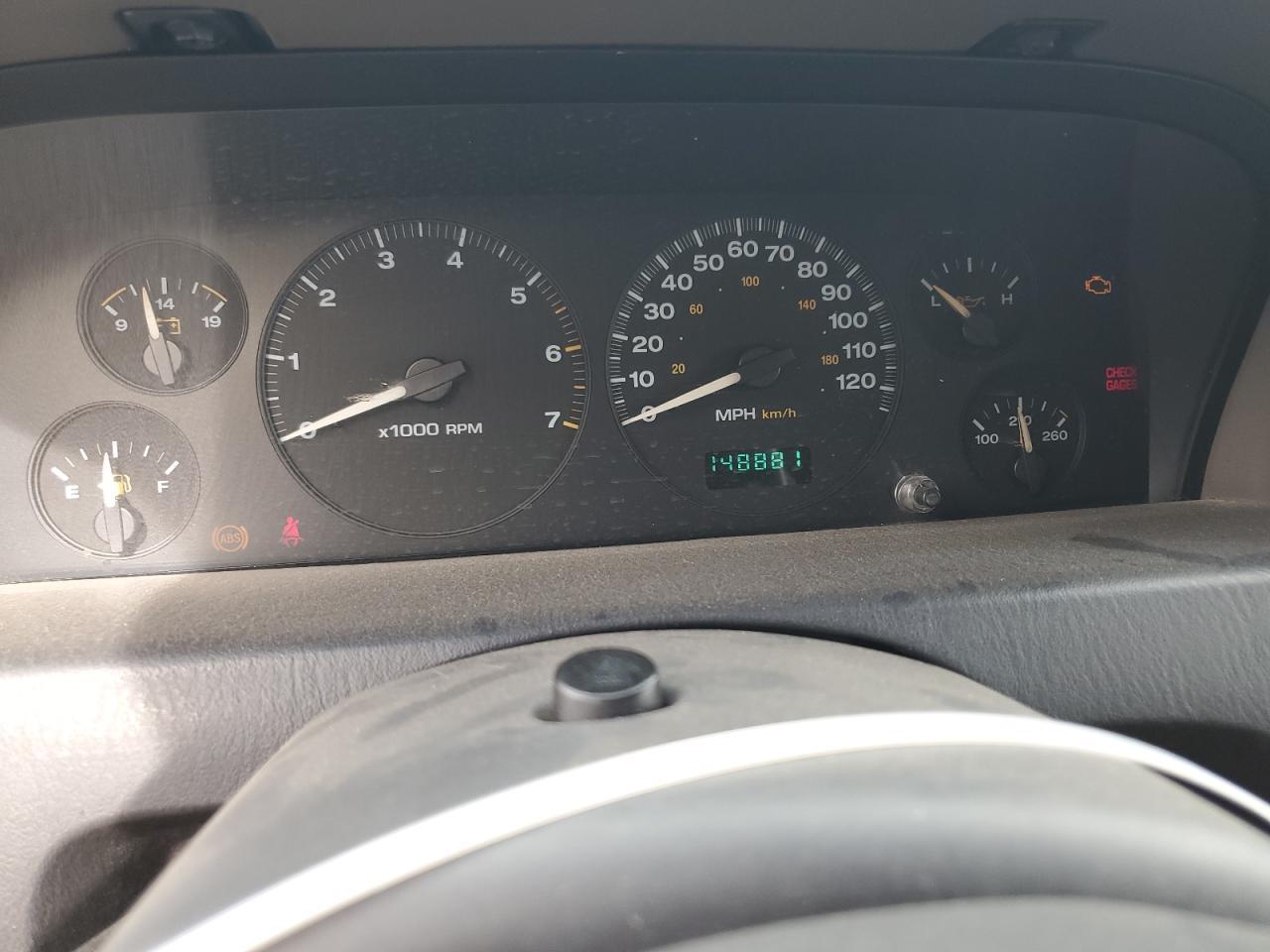2004 JEEP Grand Cherokee