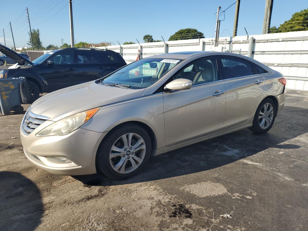 2011 HYUNDAI SONATA