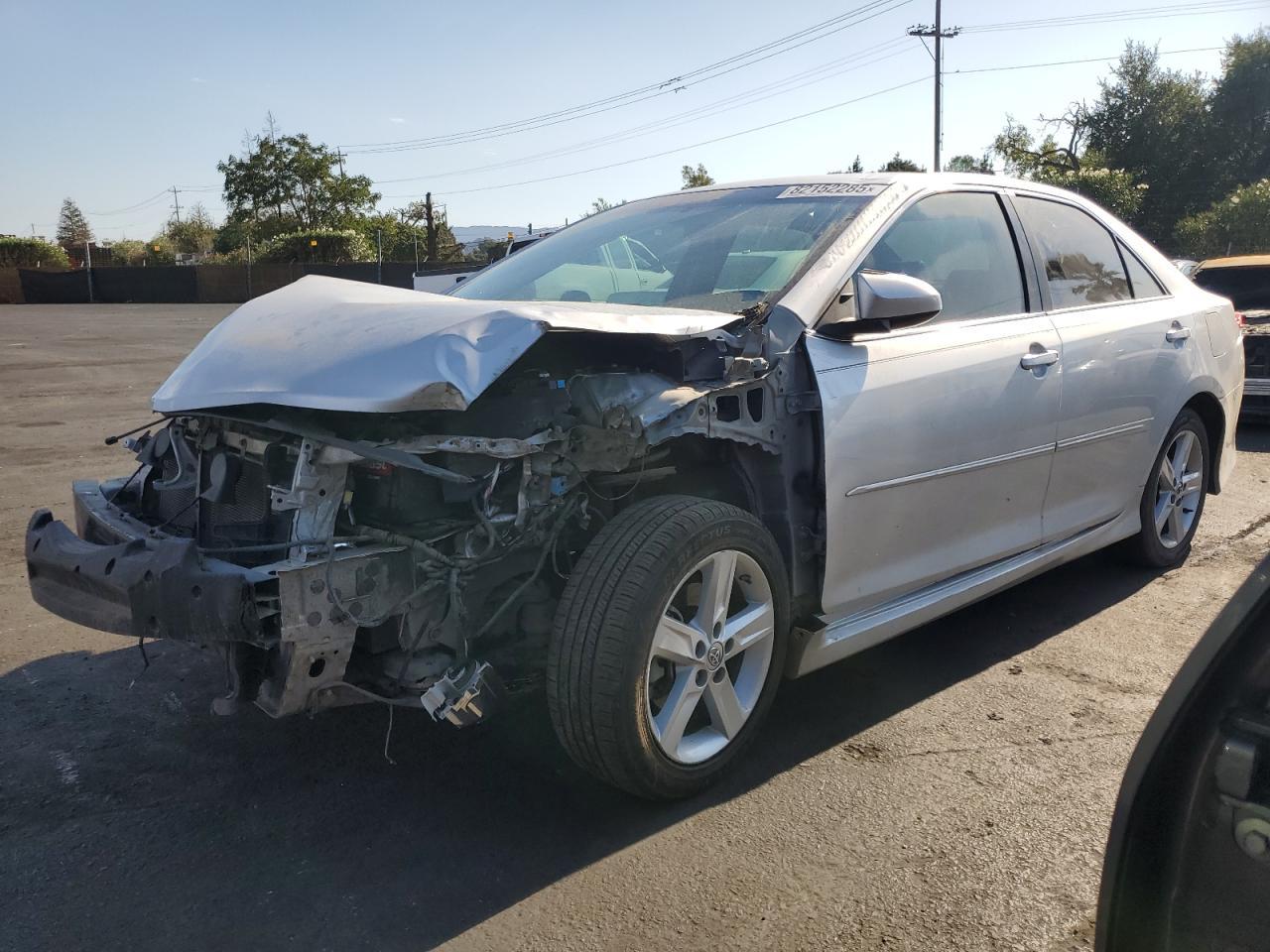 2013 TOYOTA CAMRY