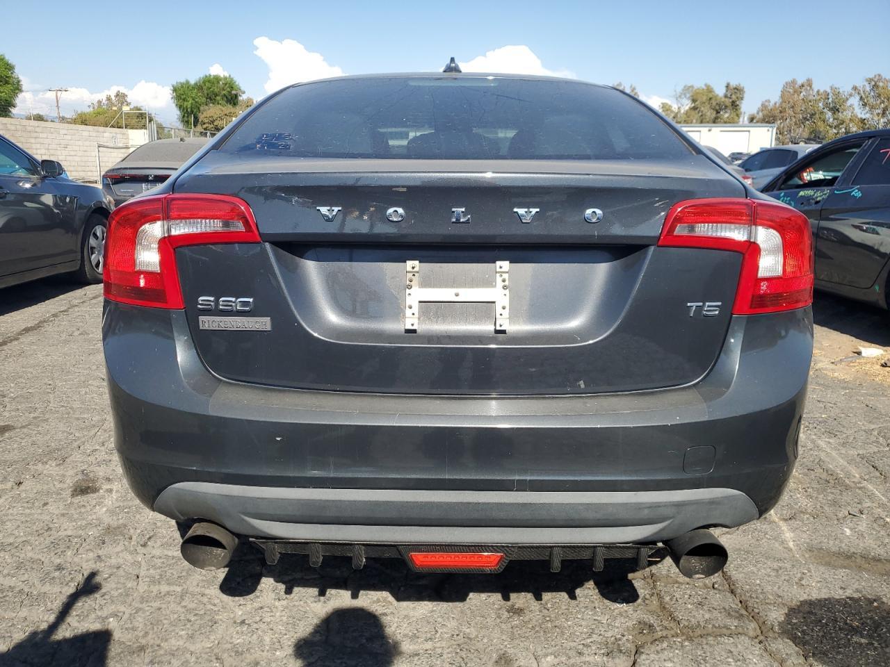 2012 VOLVO S60