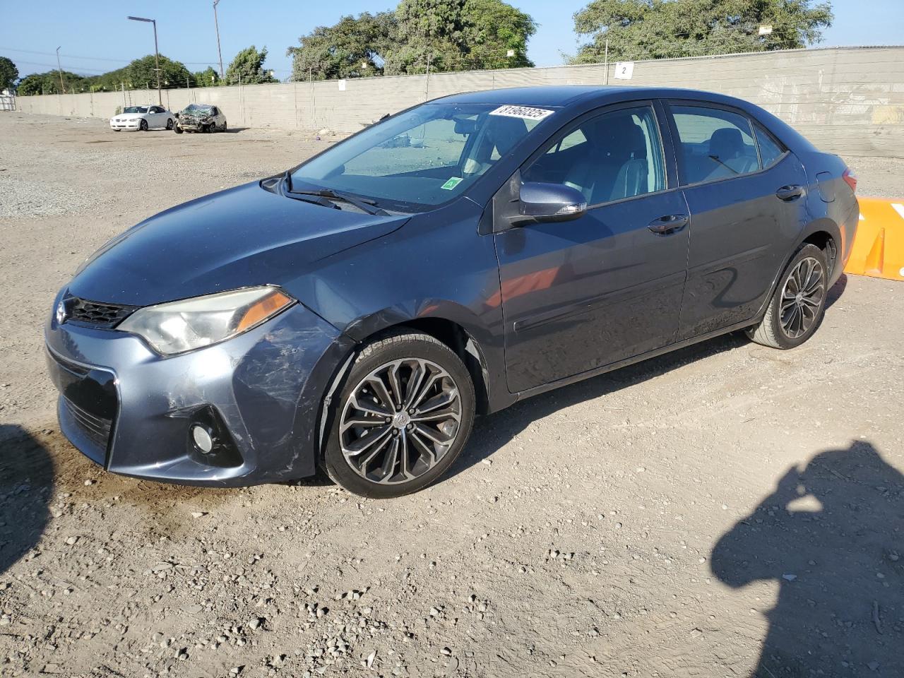 2015 TOYOTA COROLLA