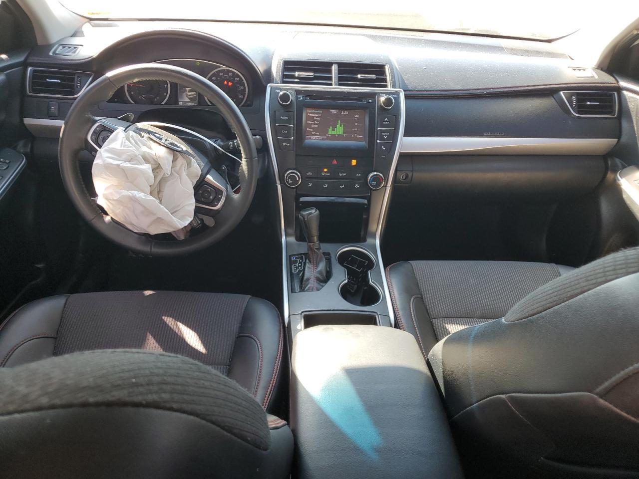 2016 TOYOTA CAMRY