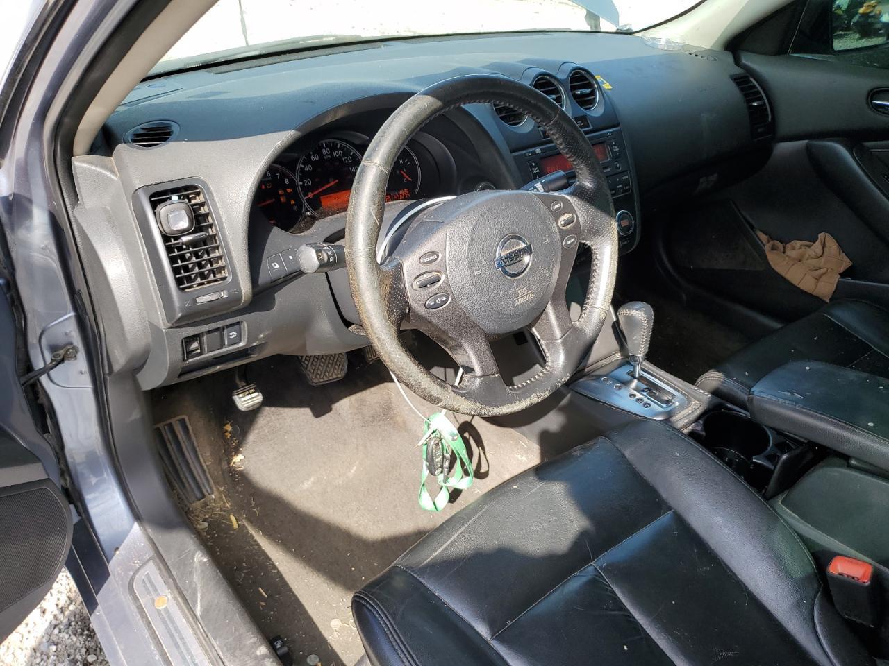 2010 NISSAN ALTIMA