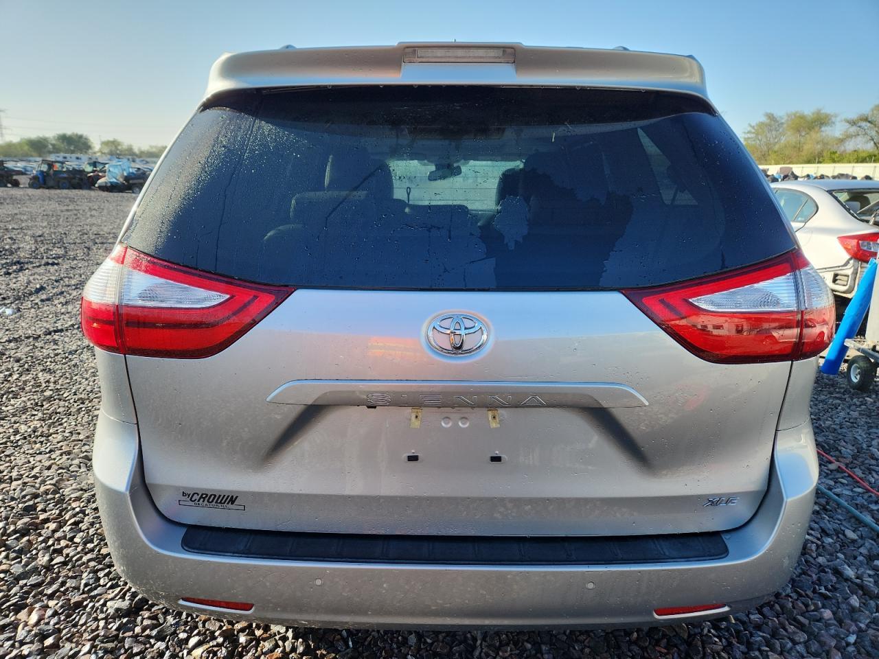 2019 TOYOTA SIENNA