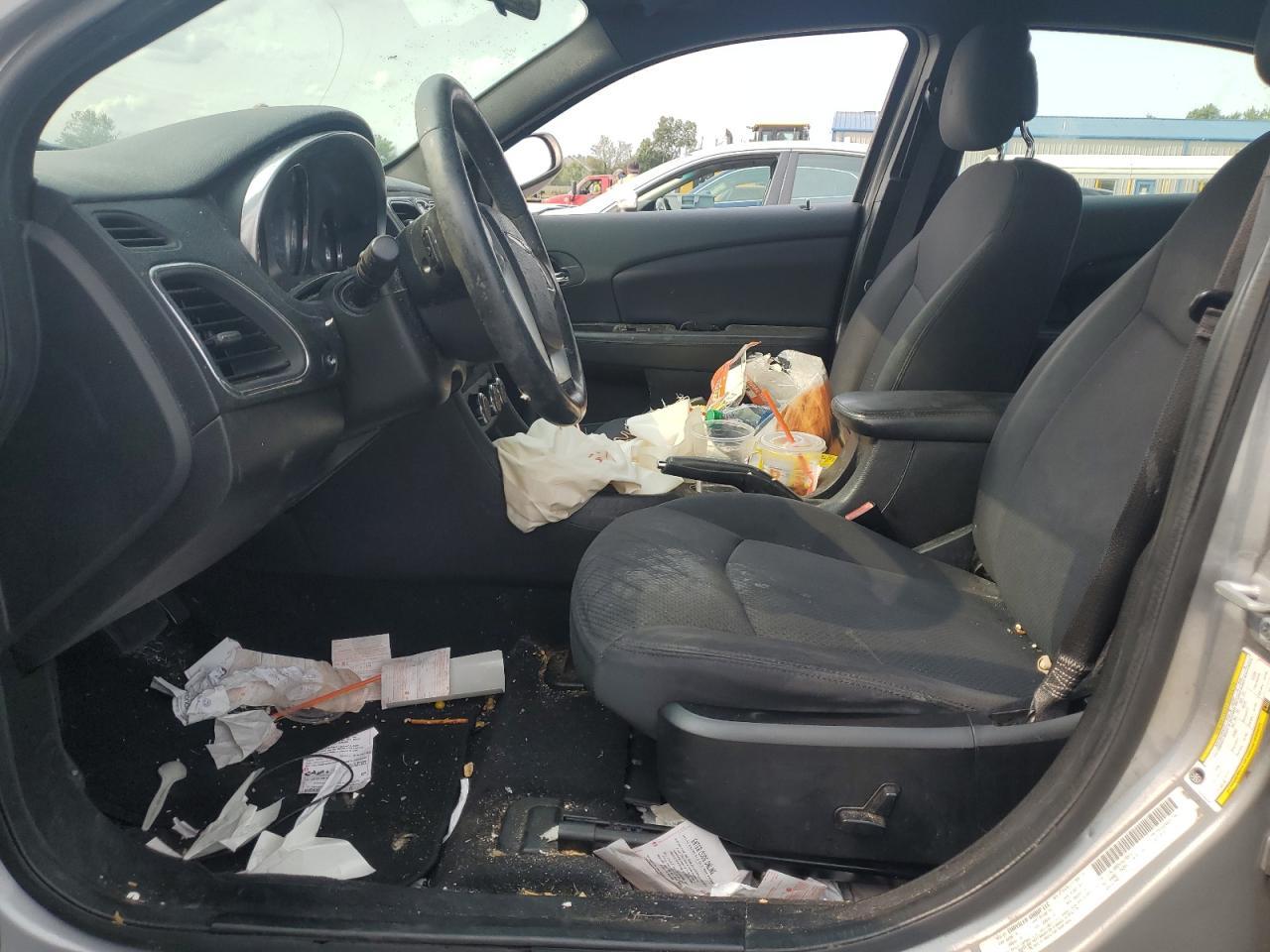 2013 CHRYSLER 200
