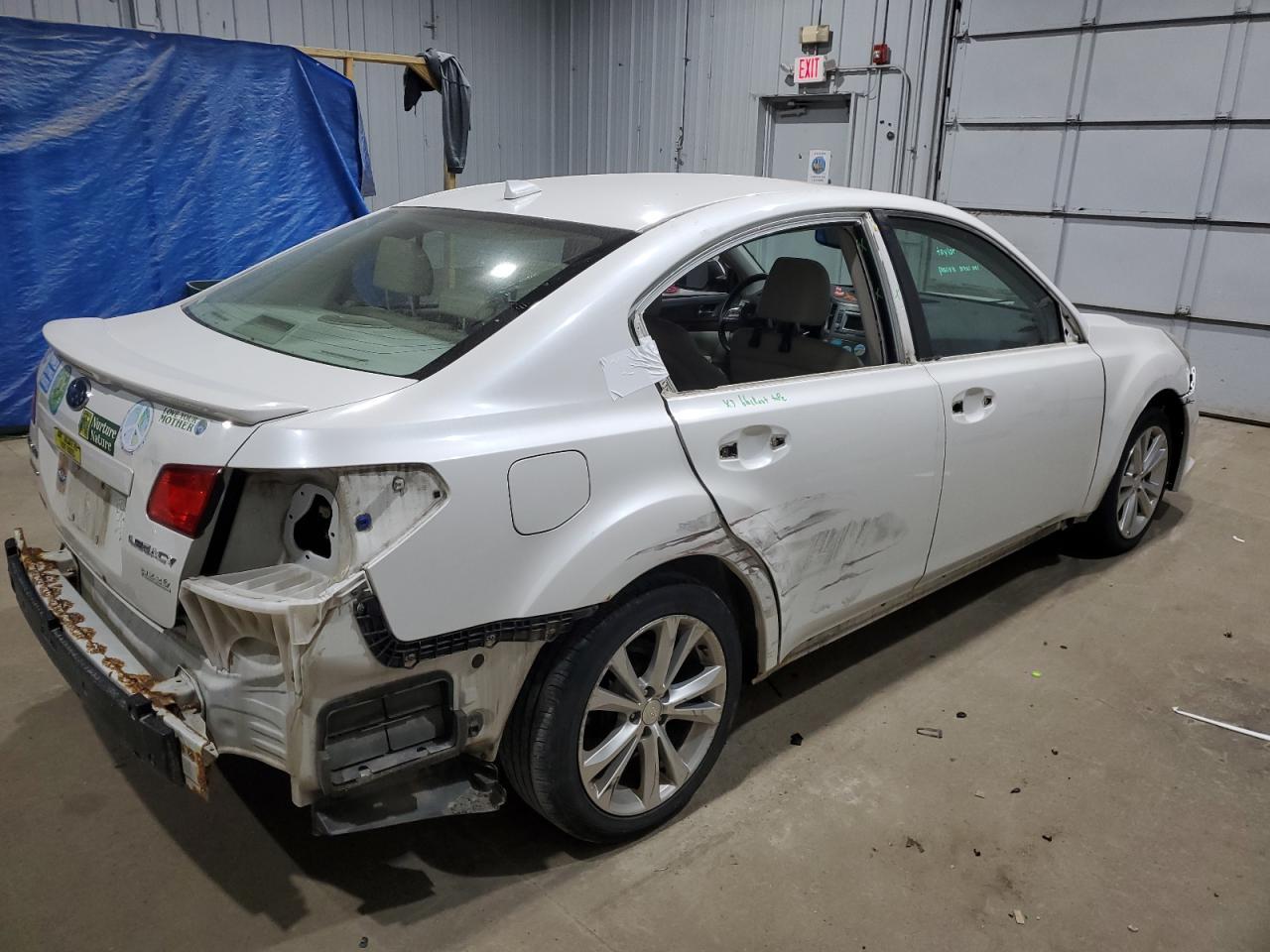 2013 SUBARU Legacy