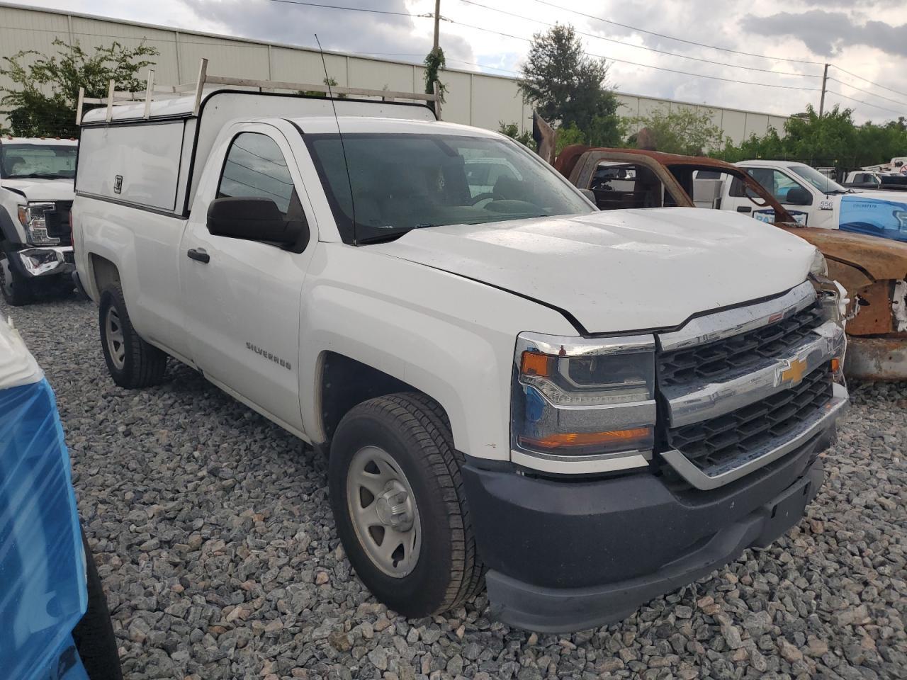 2018 CHEVROLET Silverado