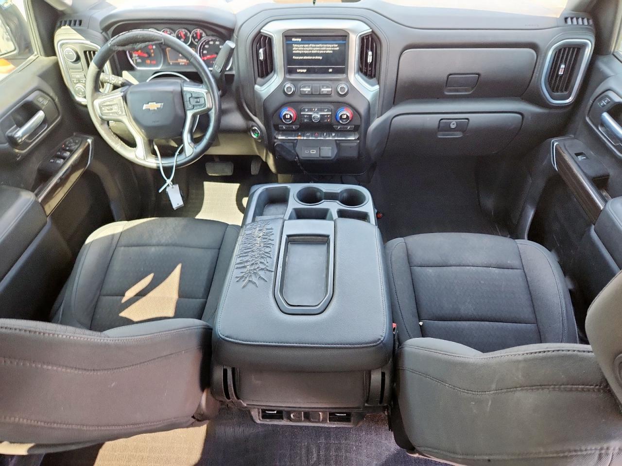 2021 CHEVROLET Silverado