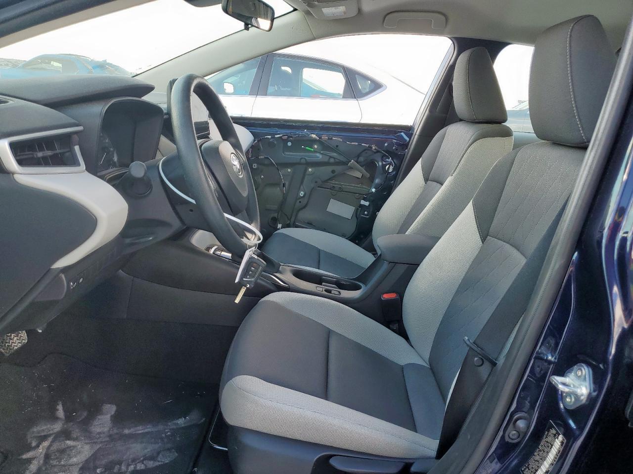 2025 TOYOTA COROLLA