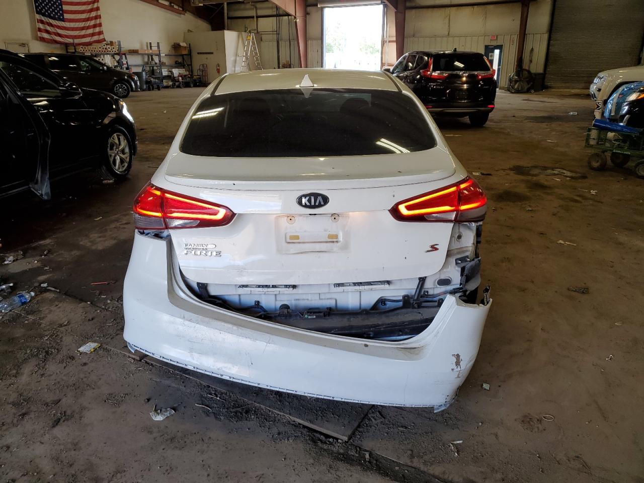 2017 KIA FORTE
