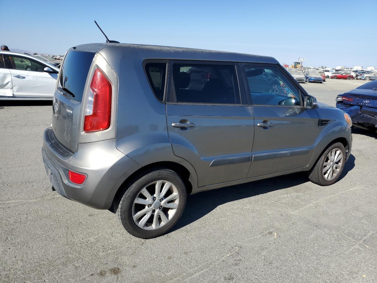 2012 KIA SOUL