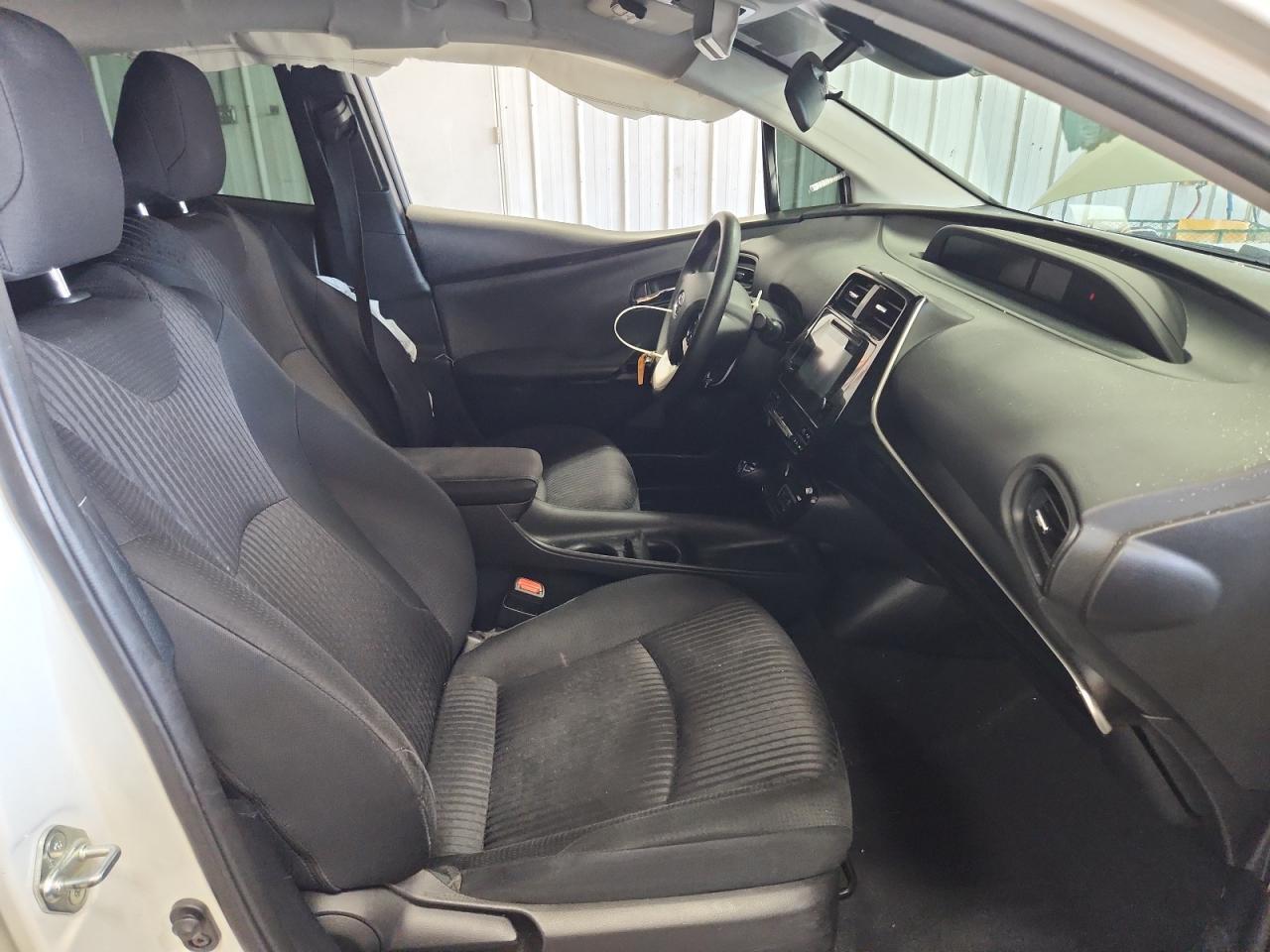 2018 TOYOTA PRIUS