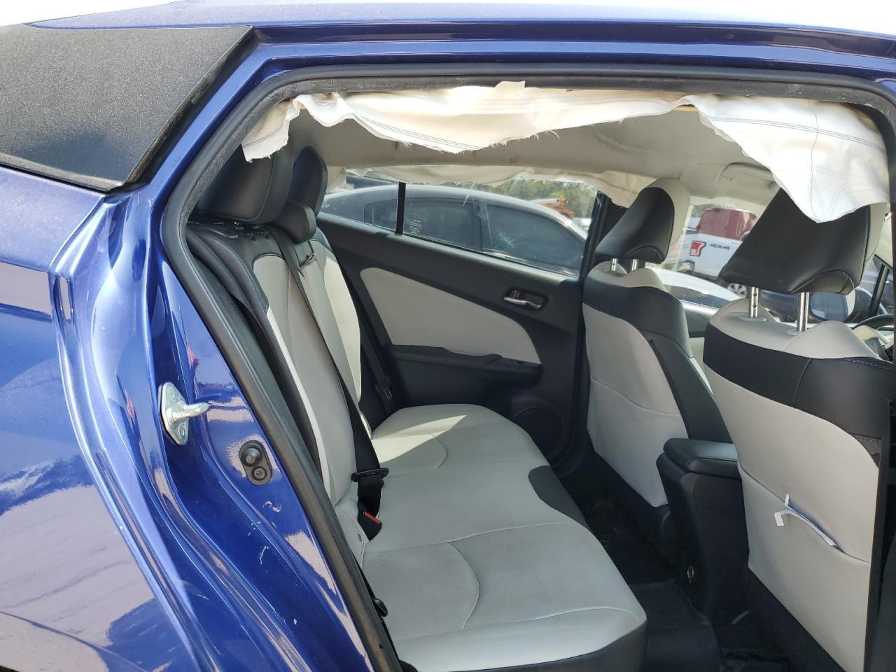 2018 TOYOTA PRIUS