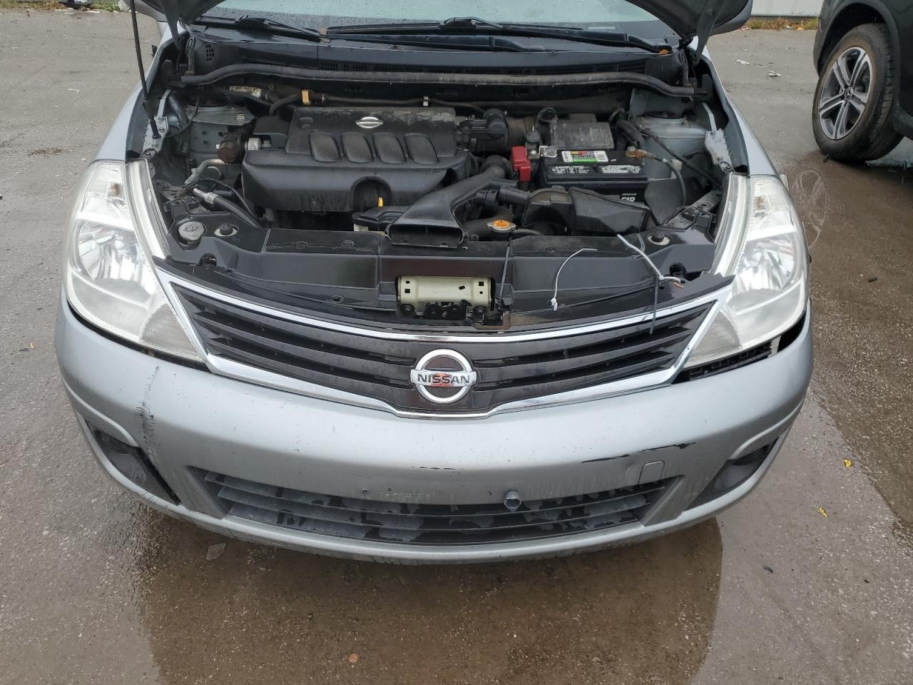 2011 NISSAN VERSA
