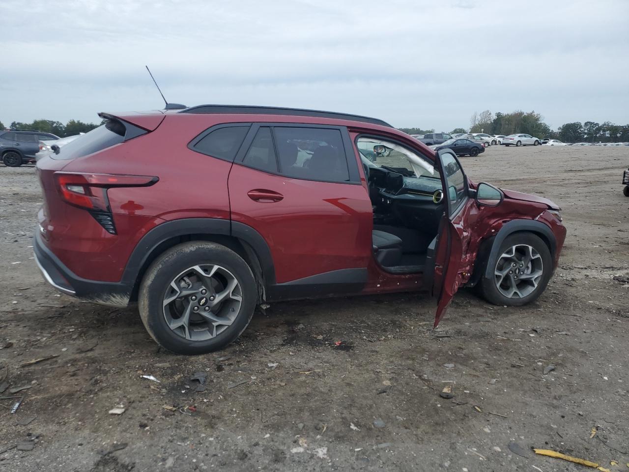 2025 CHEVROLET TRAX