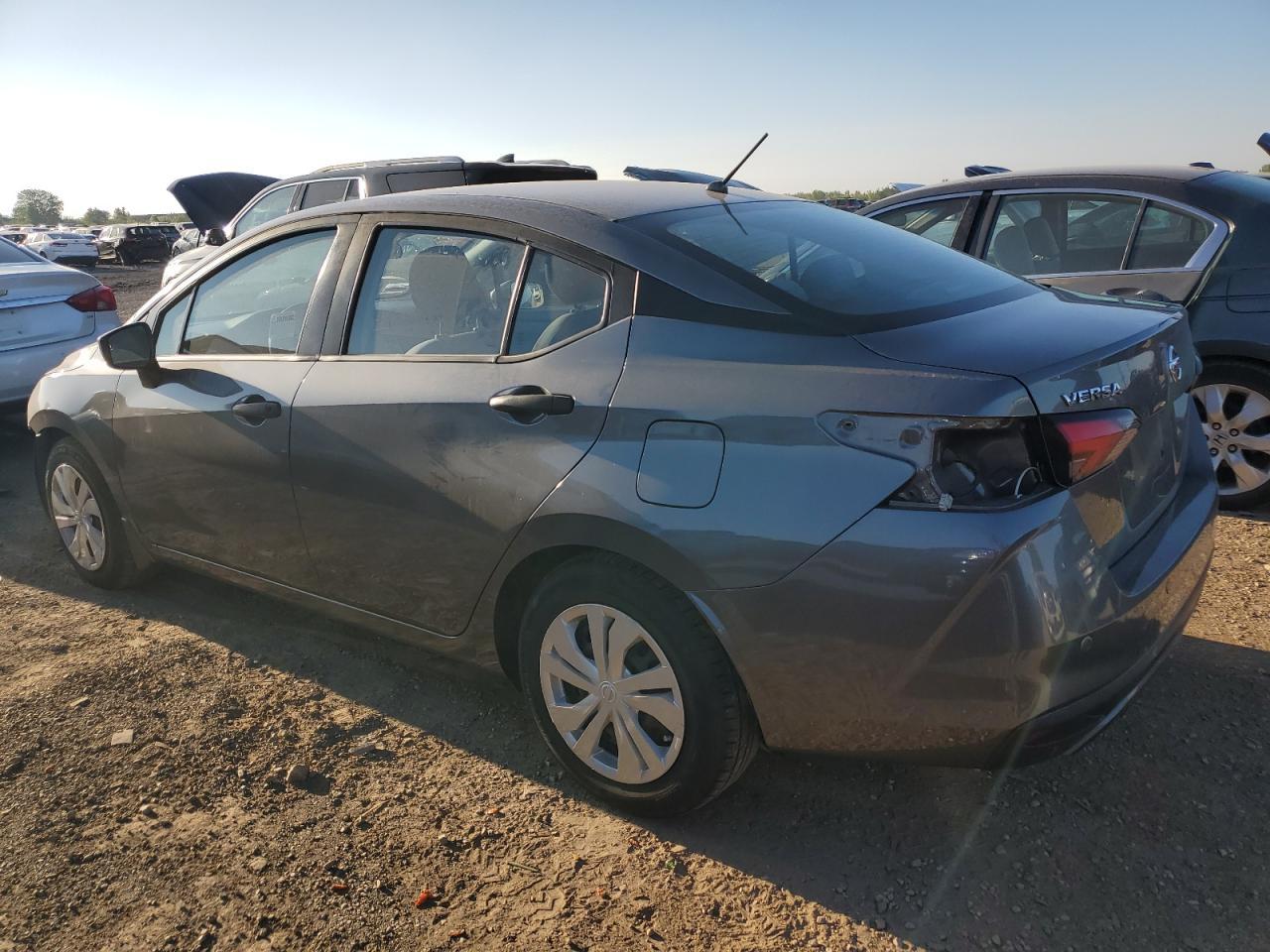 2020 NISSAN VERSA