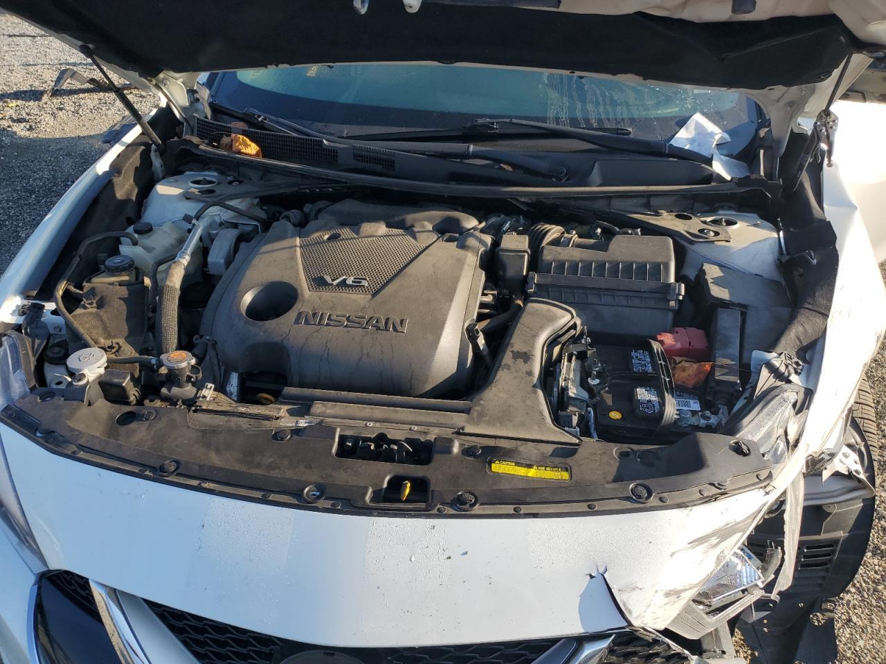 2017 NISSAN Maxima