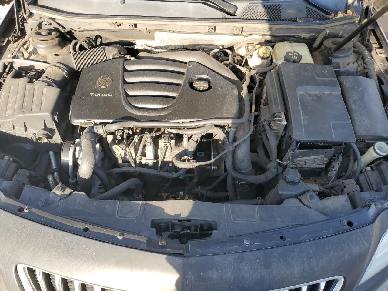 2013 BUICK Regal