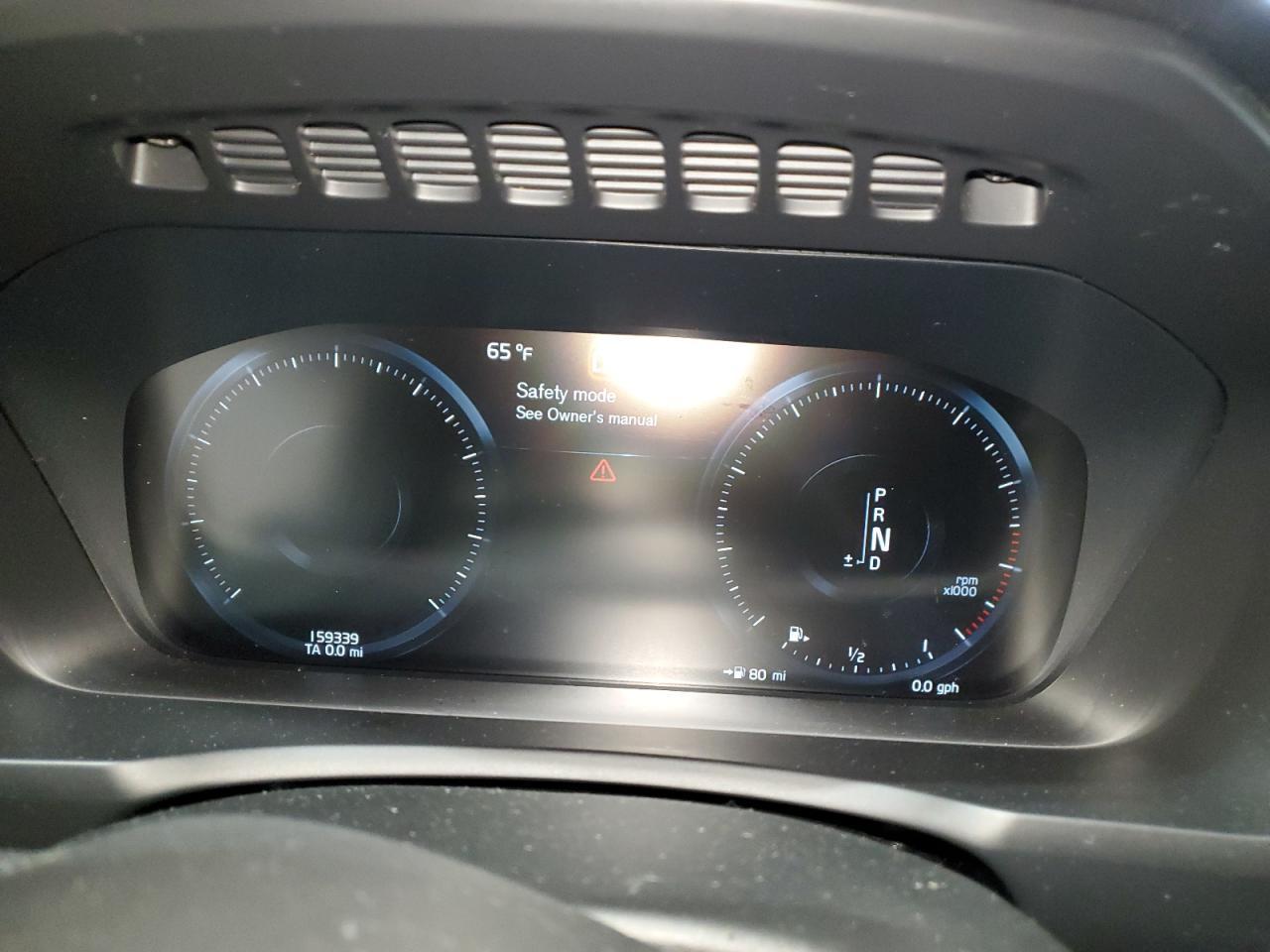 2018 VOLVO XC90