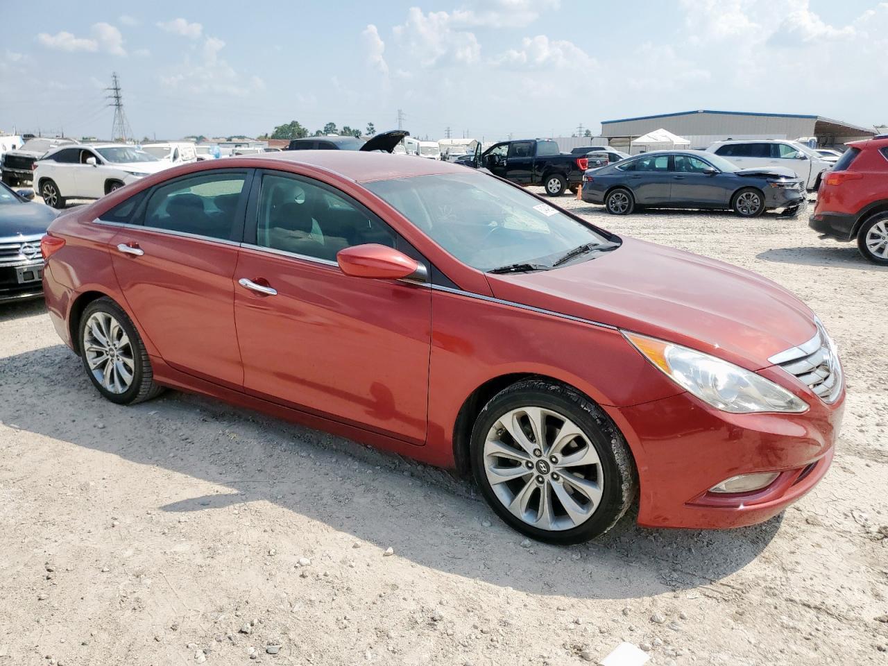 2013 HYUNDAI SONATA