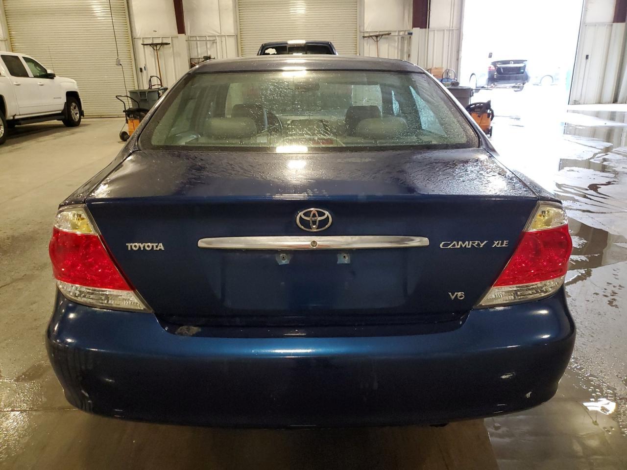 2005 TOYOTA CAMRY