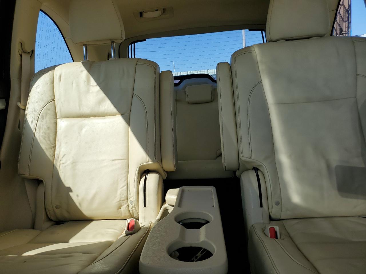 2014 TOYOTA HIGHLANDER