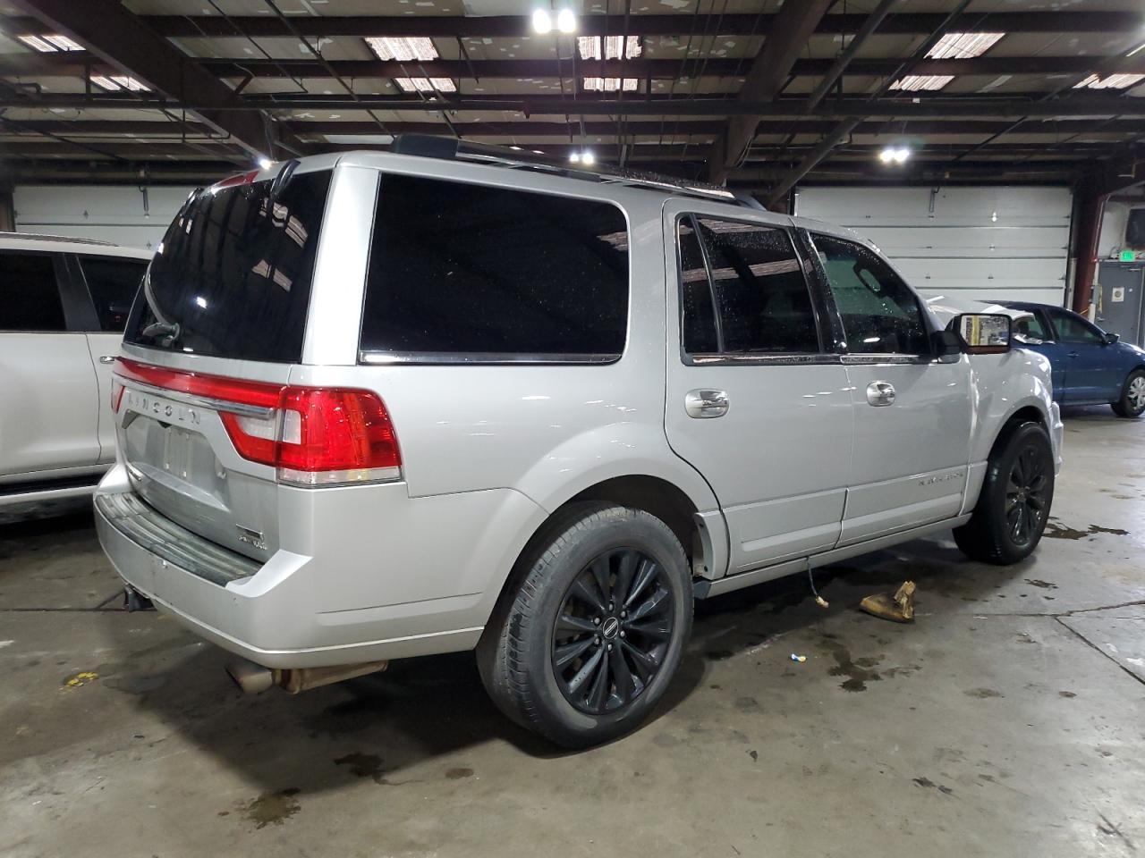 2015 LINCOLN Navigator