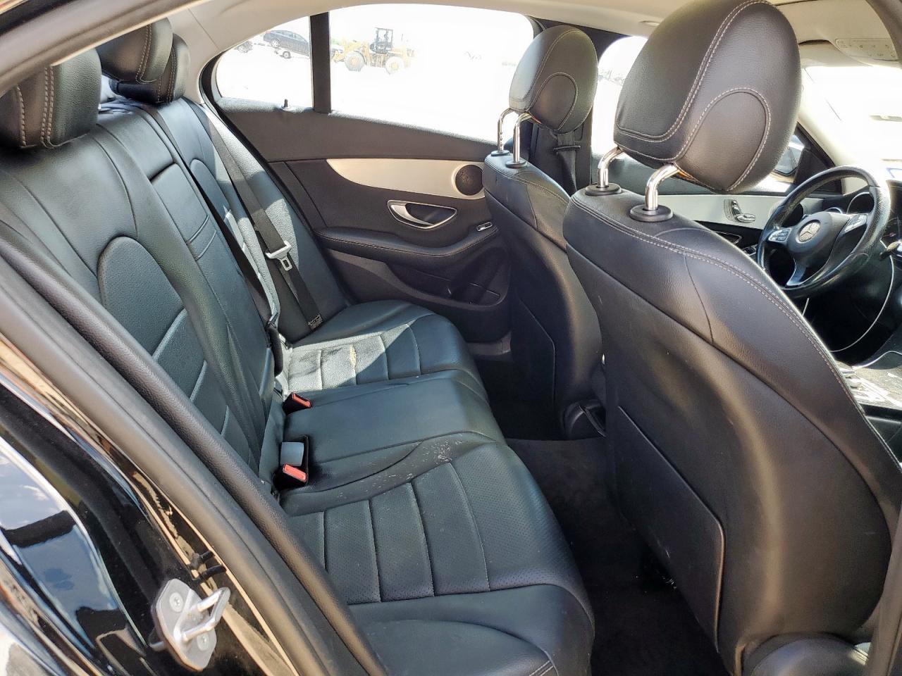 2016 MERCEDES-BENZ C-CLASS