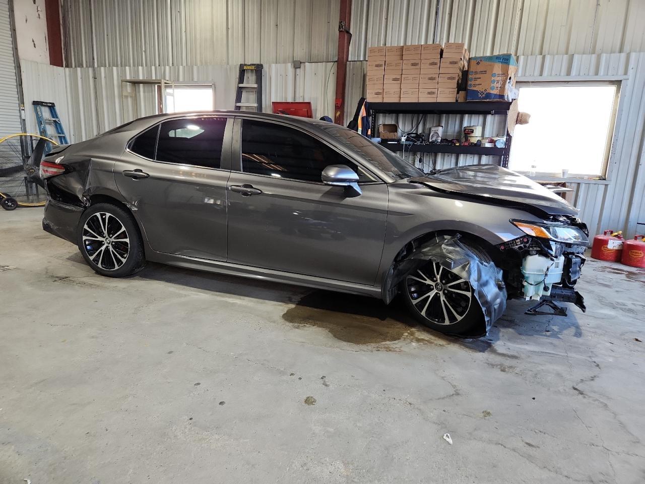 2019 TOYOTA CAMRY