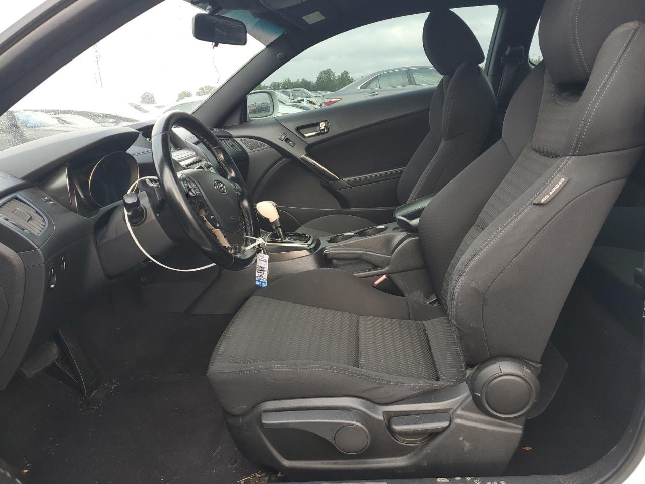 2013 HYUNDAI GENESIS