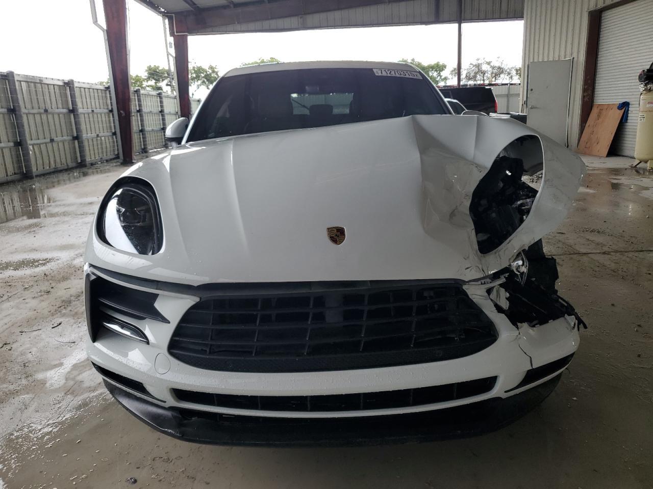2020 PORSCHE Macan