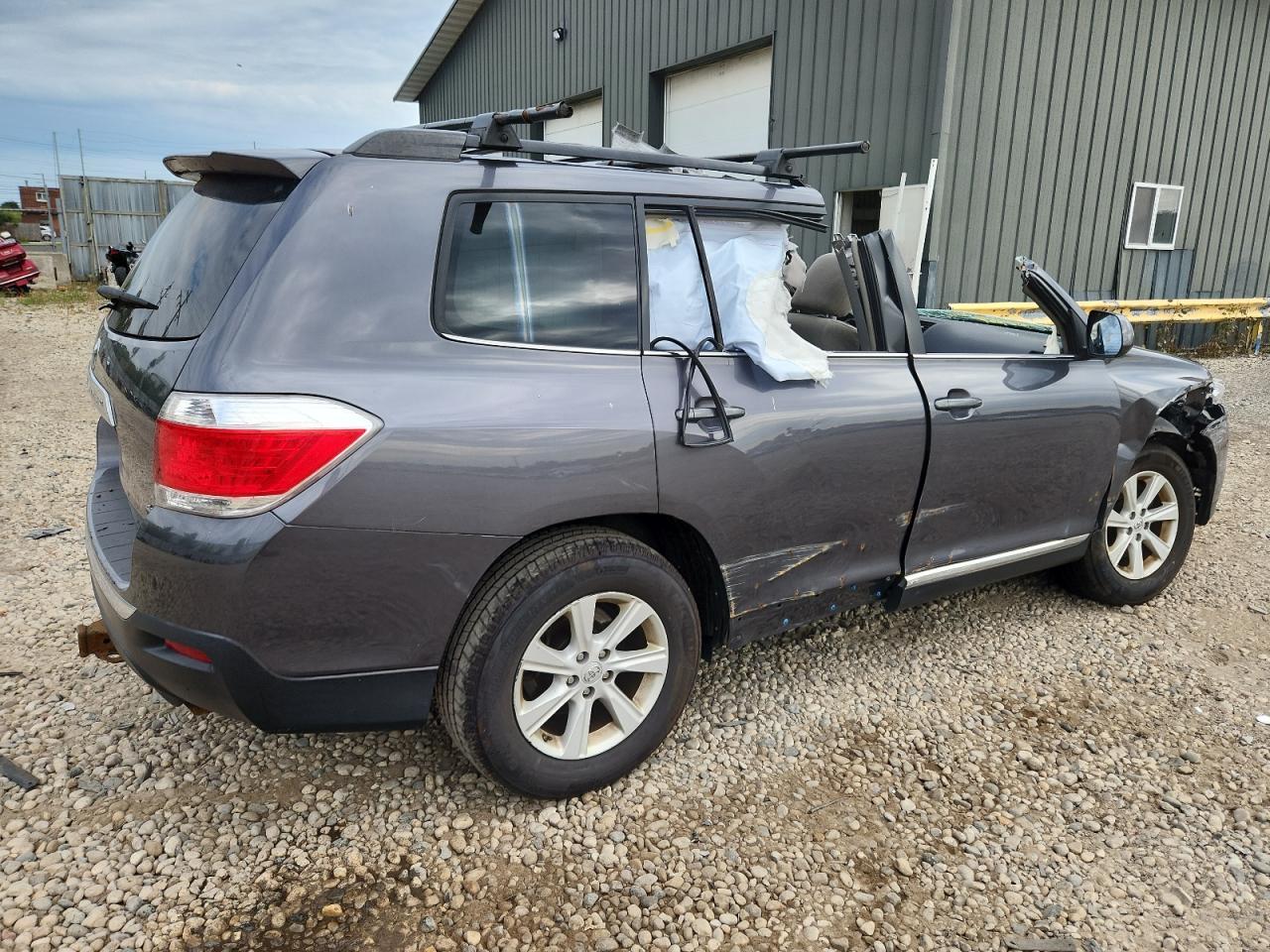 2013 TOYOTA HIGHLANDER