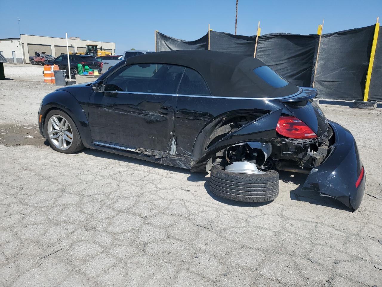 2016 VOLKSWAGEN Beetle