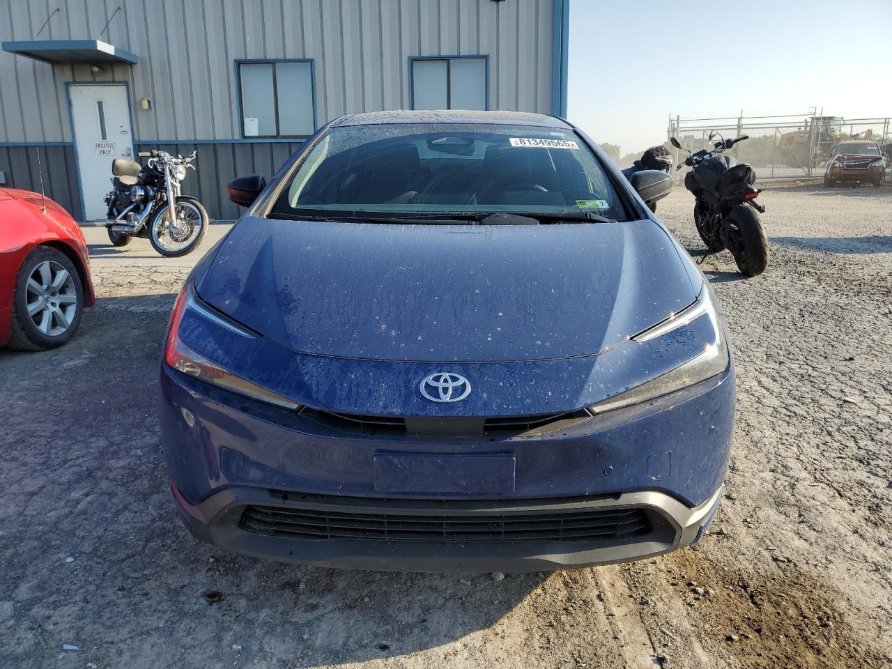 2024 TOYOTA PRIUS