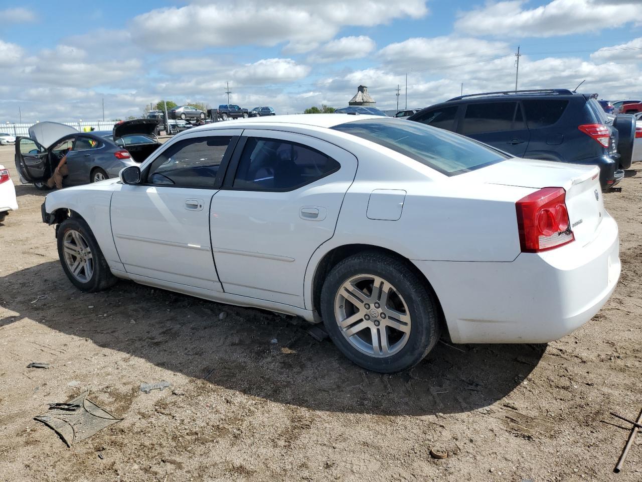 2010 DODGE CHARGER