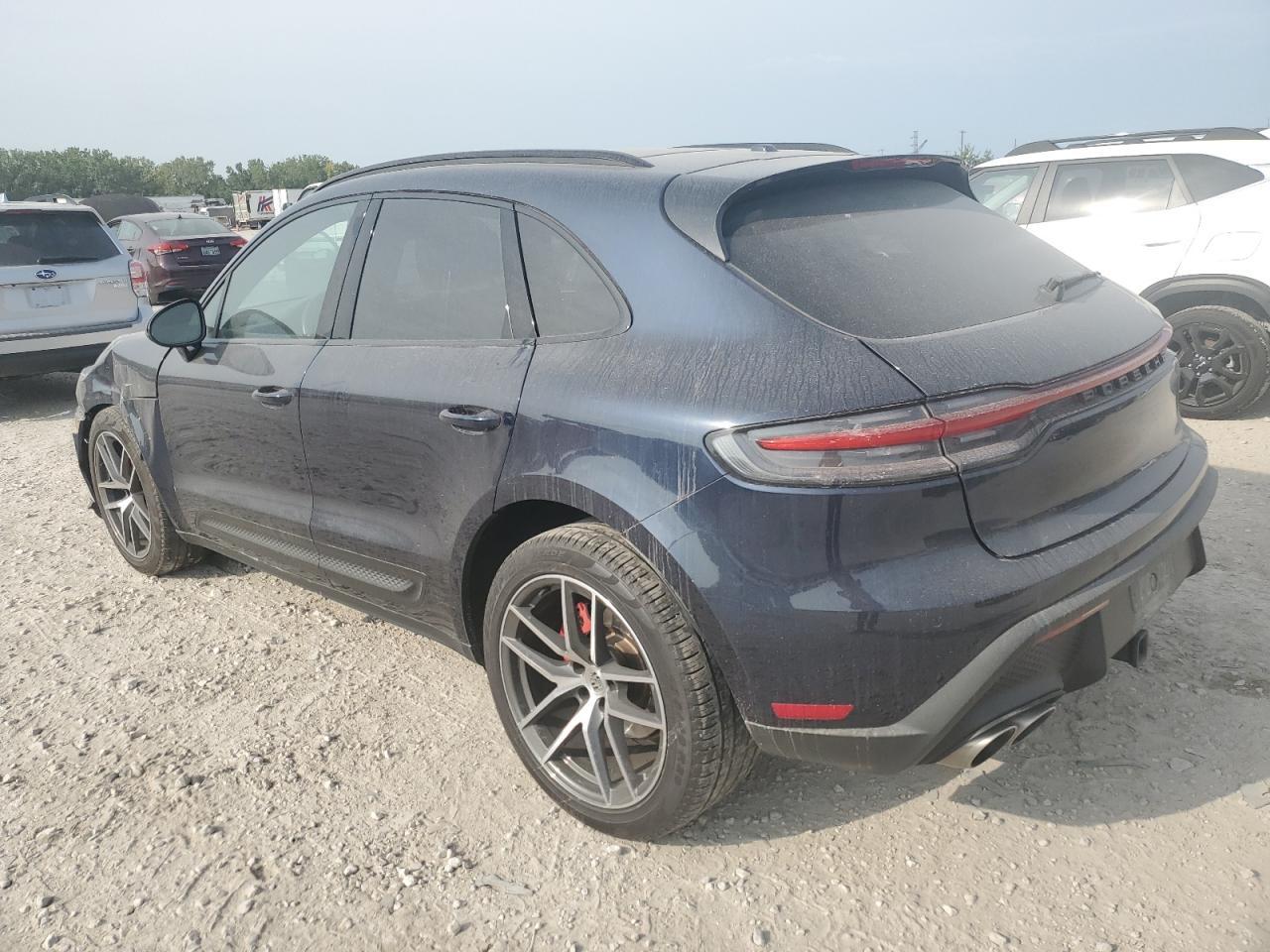 2023 PORSCHE Macan