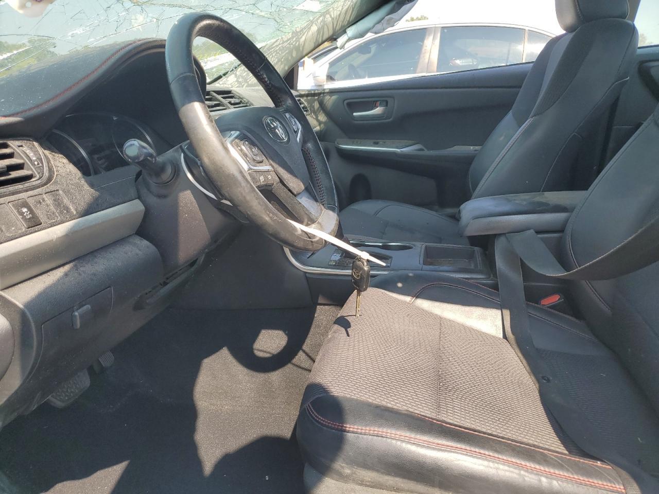 2016 TOYOTA CAMRY