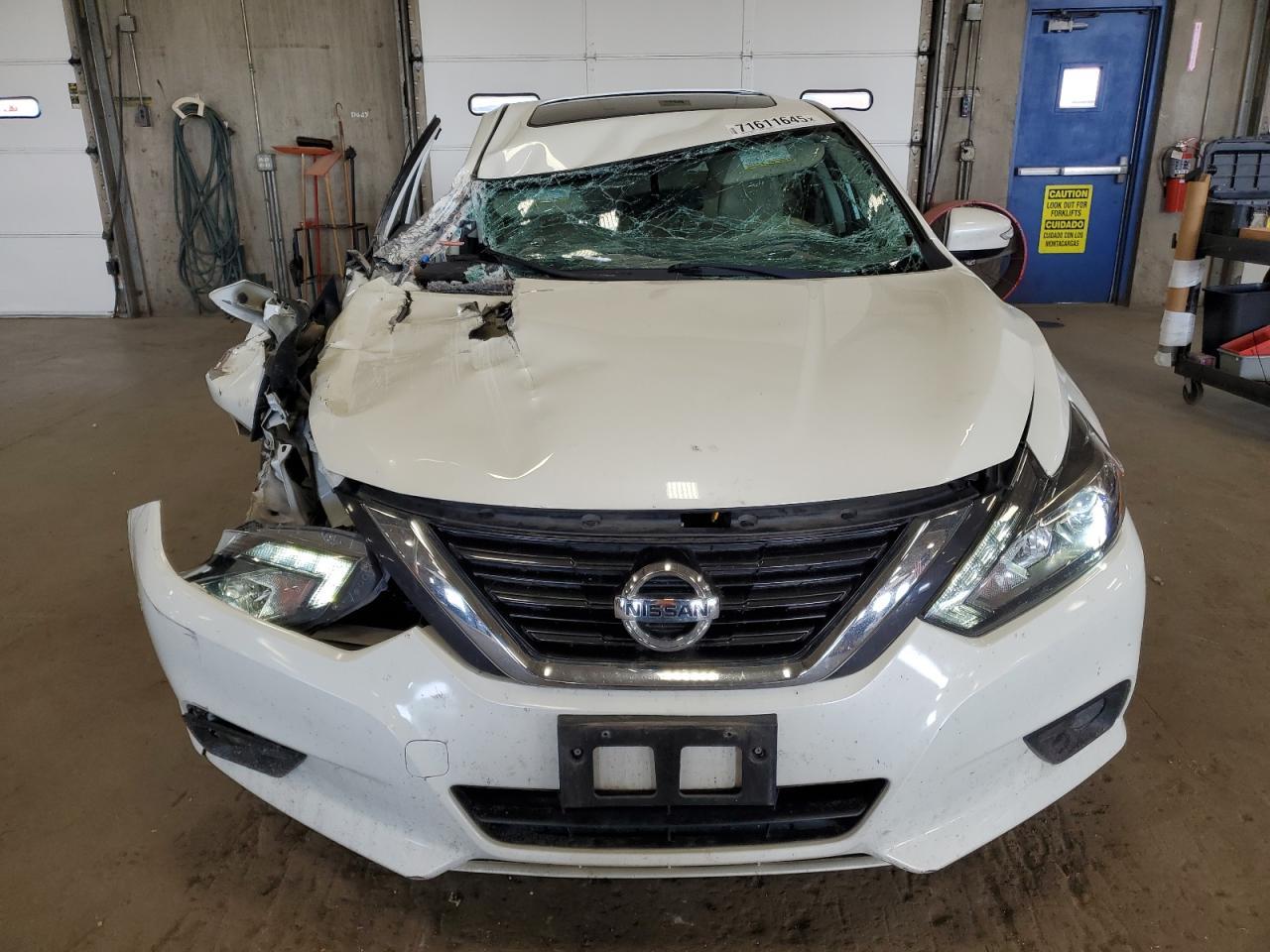 2017 NISSAN ALTIMA