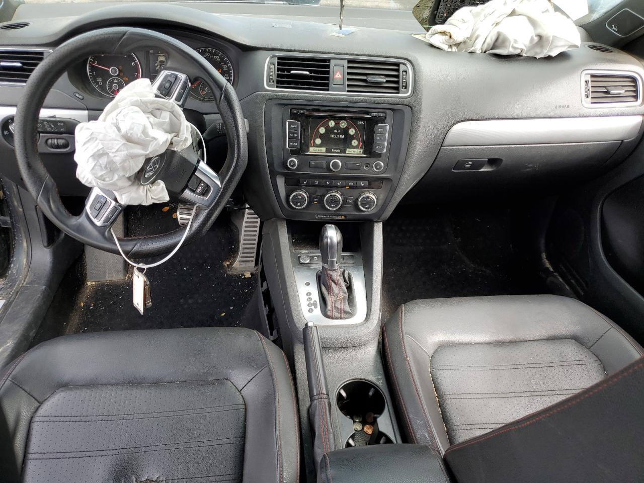 2014 VOLKSWAGEN JETTA