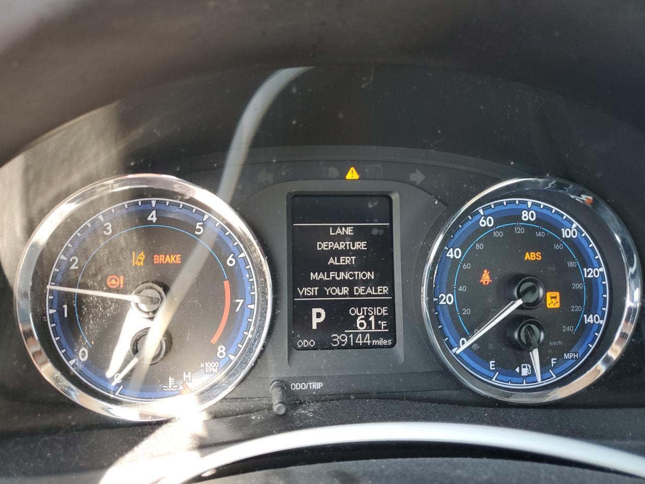 2017 TOYOTA COROLLA