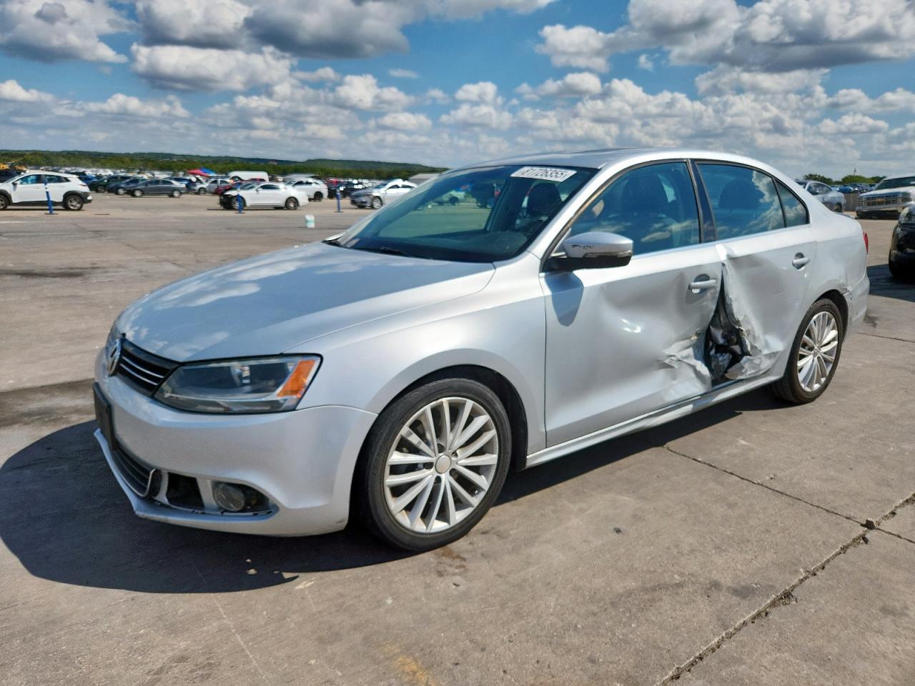 2011 VOLKSWAGEN JETTA