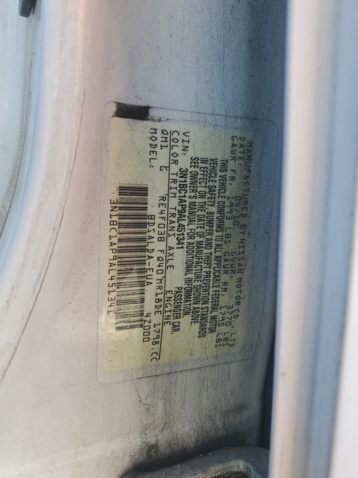 2010 NISSAN VERSA