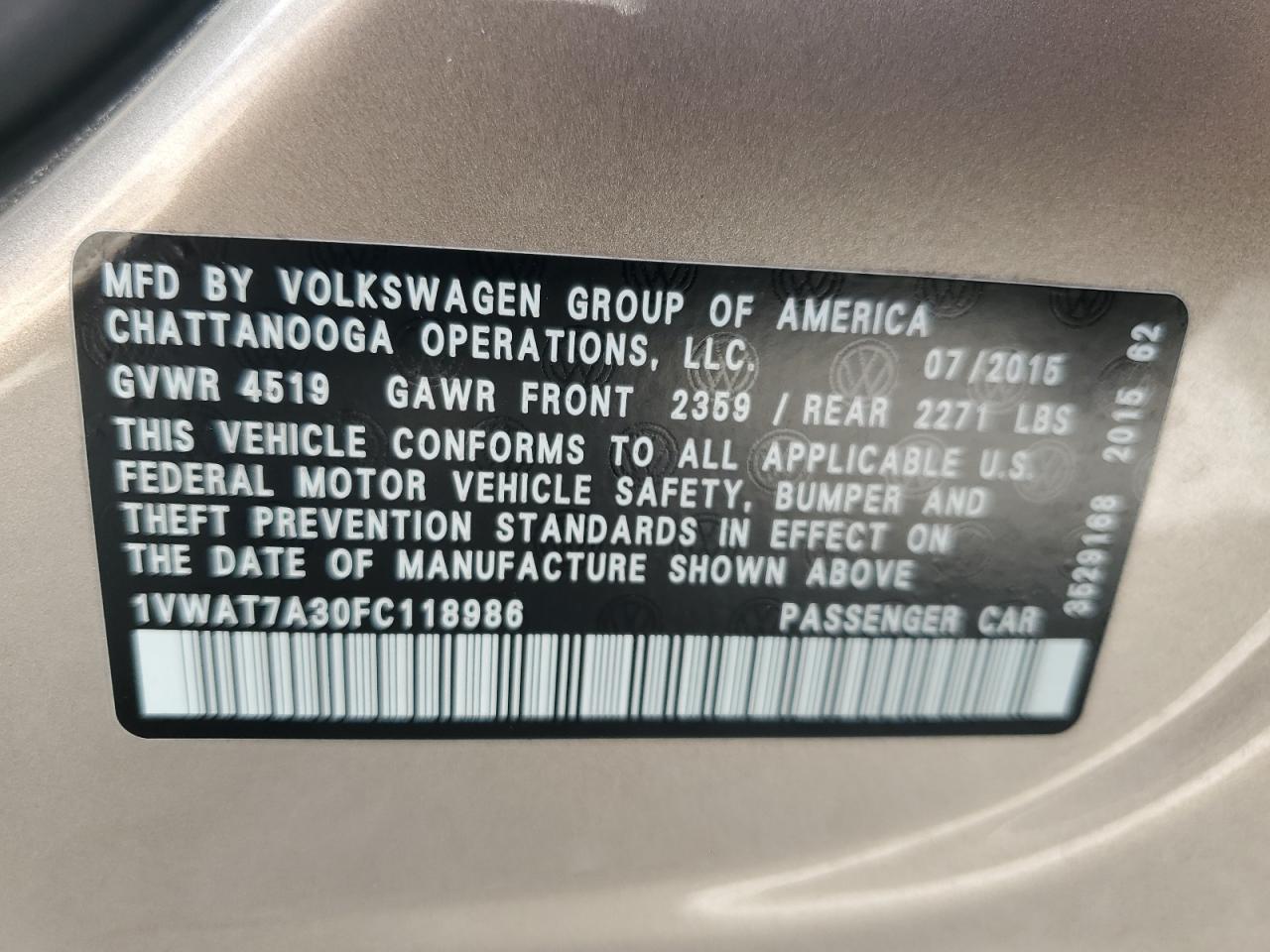 2015 VOLKSWAGEN Passat