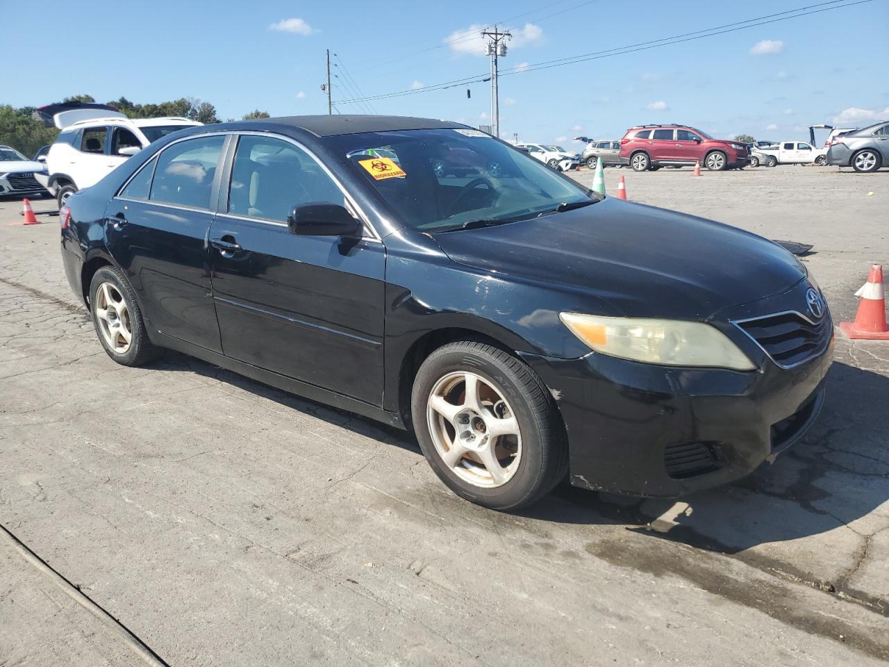 2011 TOYOTA CAMRY