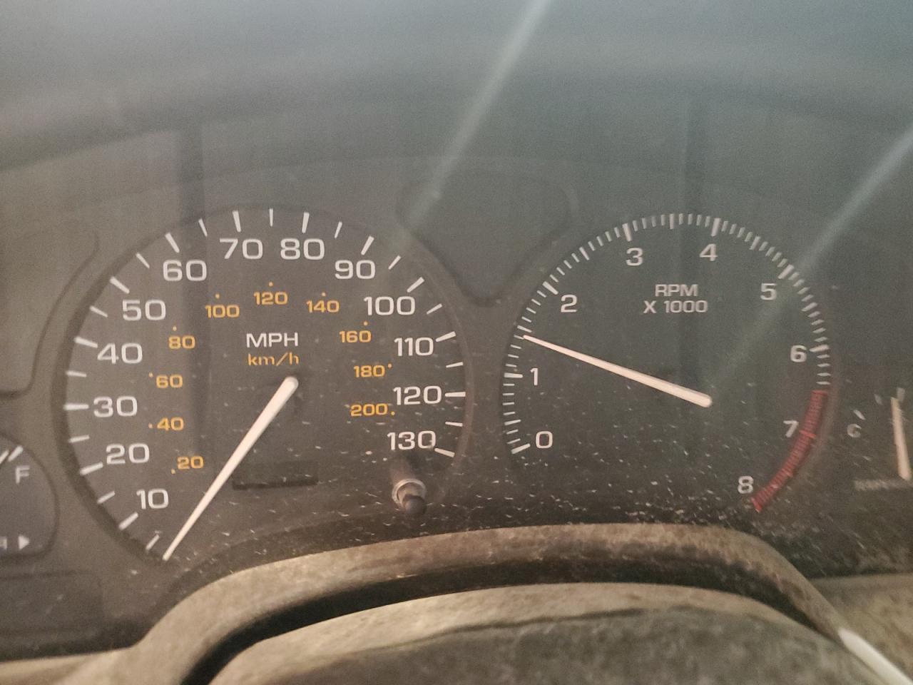 2001 SATURN L300