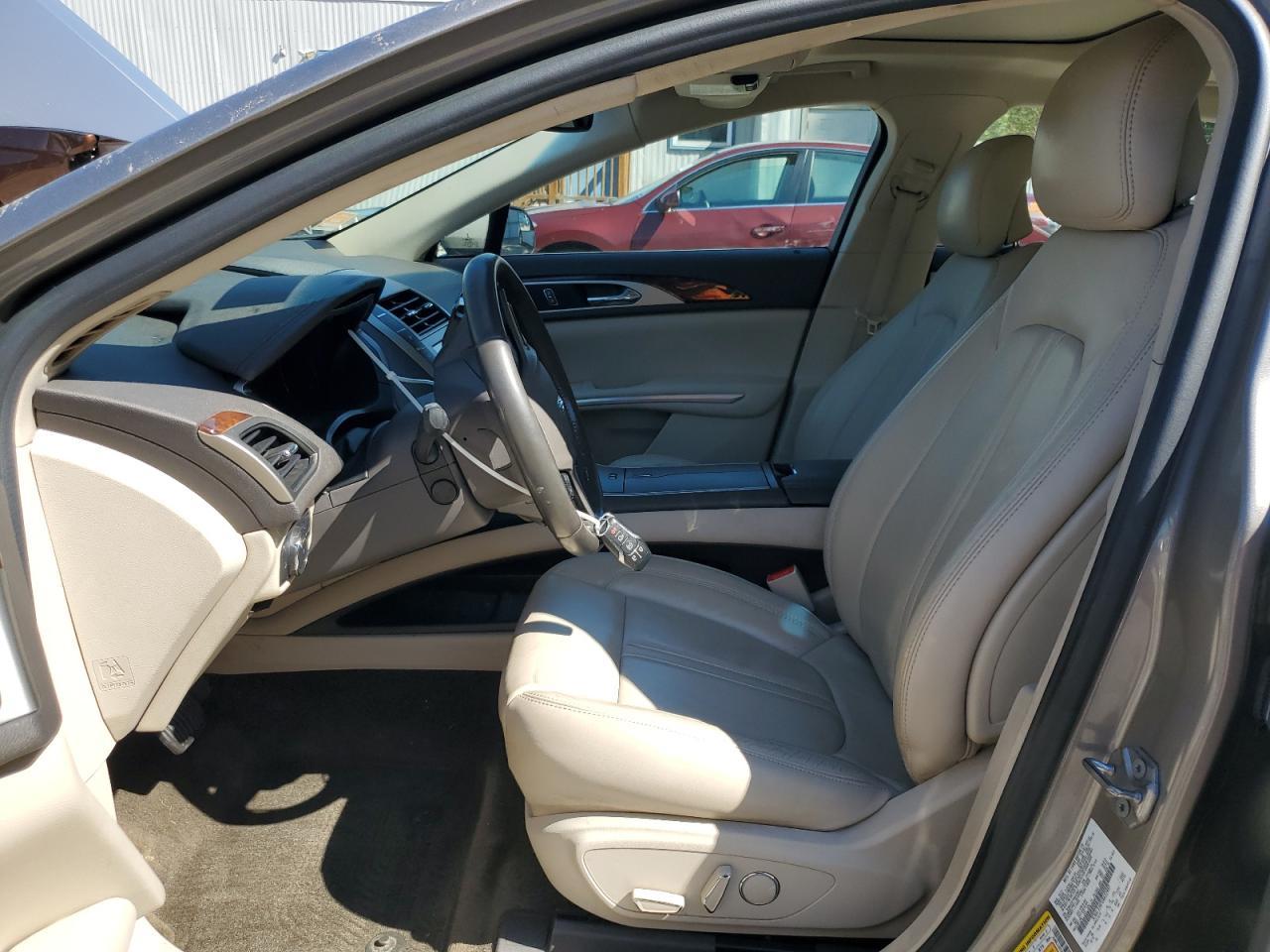 2016 LINCOLN MKZ